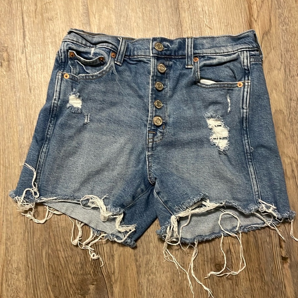 Gap High Rise 3 1/2 “ Short Sz 4/27